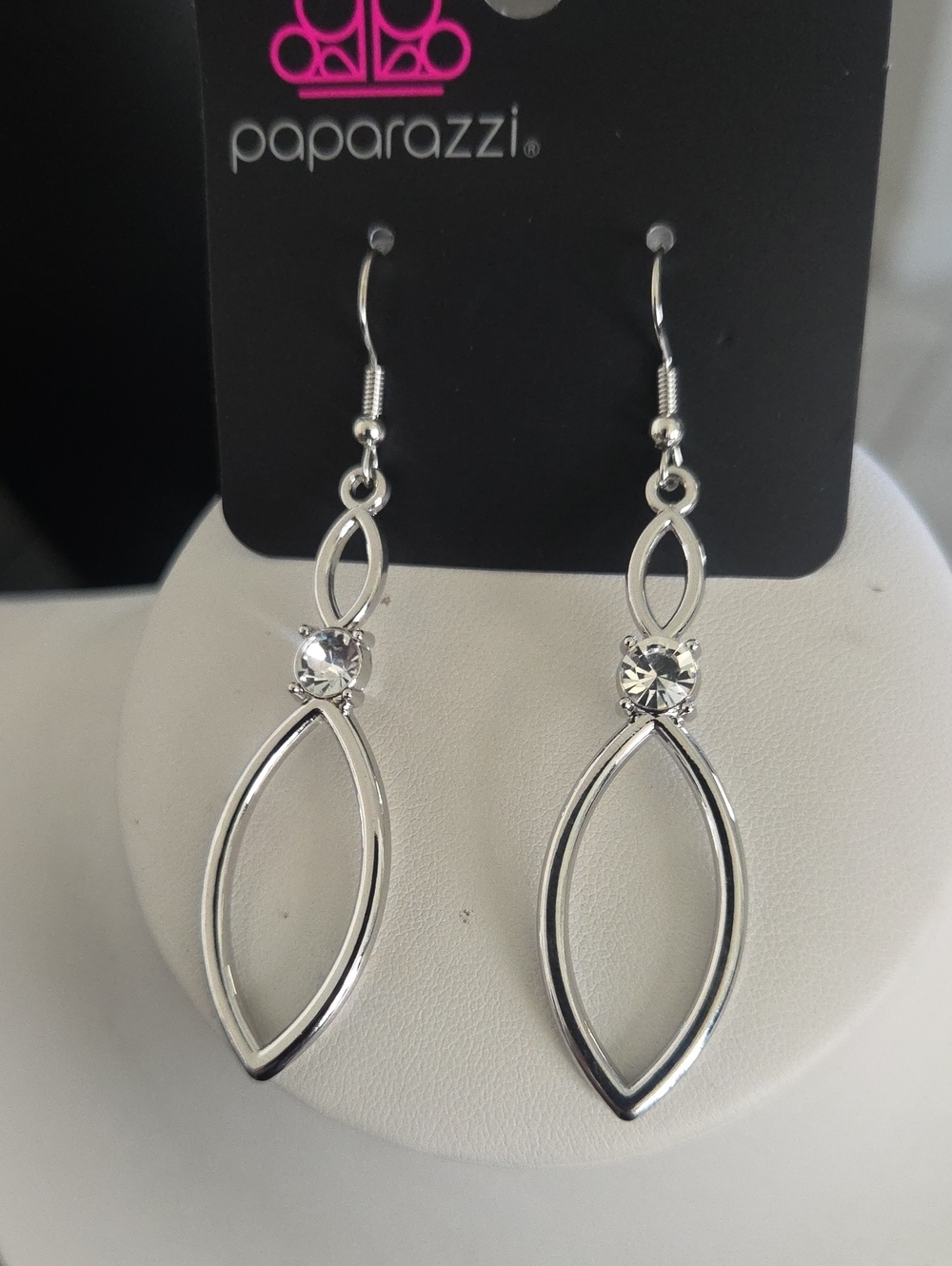 Paparazzi Plucked Petals White Earrings NWT